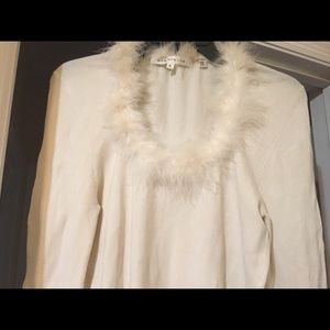 MaxStudioFitted Cream Sweater Fur Collar Pre-Owned